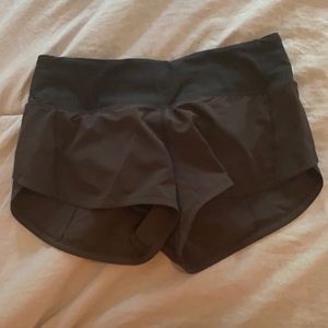 Lululemon 2.5 inch size two speed ups